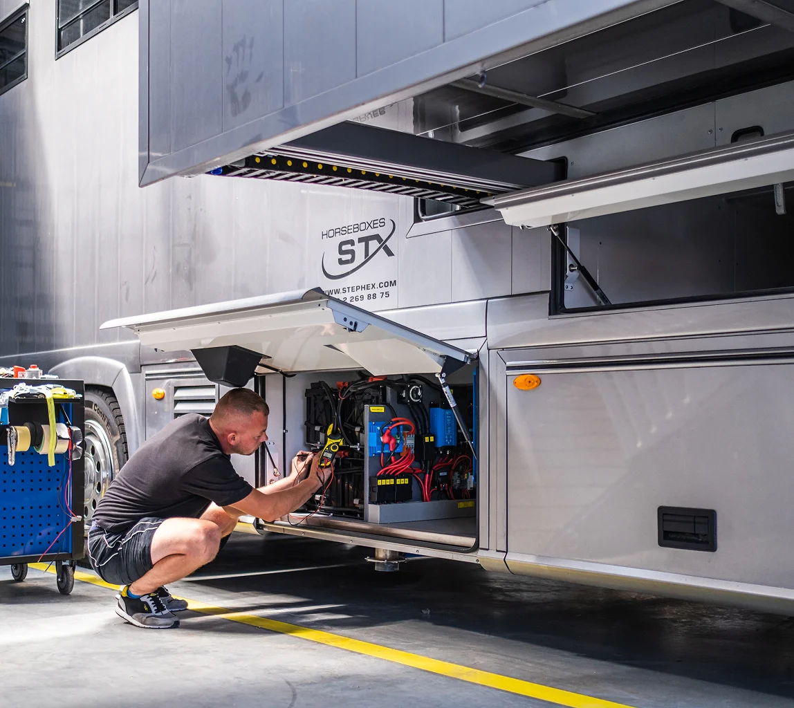 stx-service-main-img